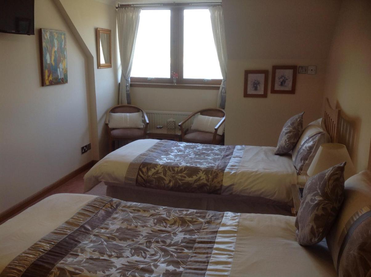Ronaldsvoe Bed And Breakfast Fort William Luaran gambar